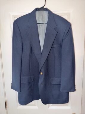 Stafford Men's Navy Blue Blazer with Gold Buttons 43R